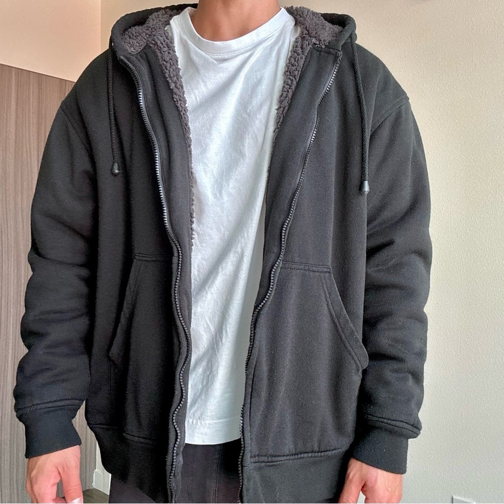 Gioberti Men's Black Hoodie Sweater